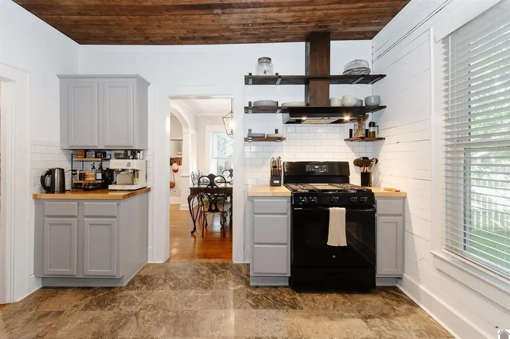 1002 Olive Street Murray KY 42071
