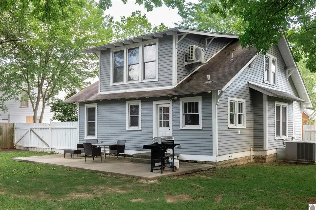 1002 Olive Street Murray KY 42071