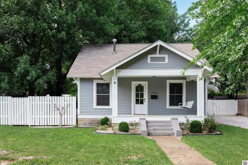 1002 Olive Street Murray KY 42071