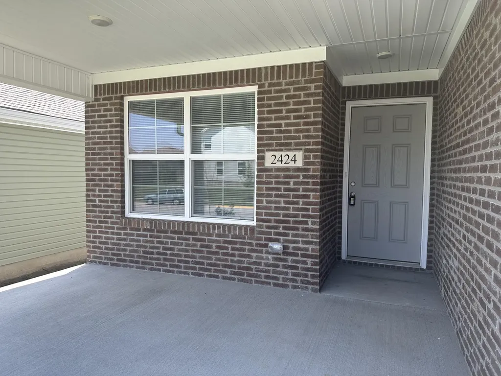 2424 Feathersound Way Lexington KY 40511