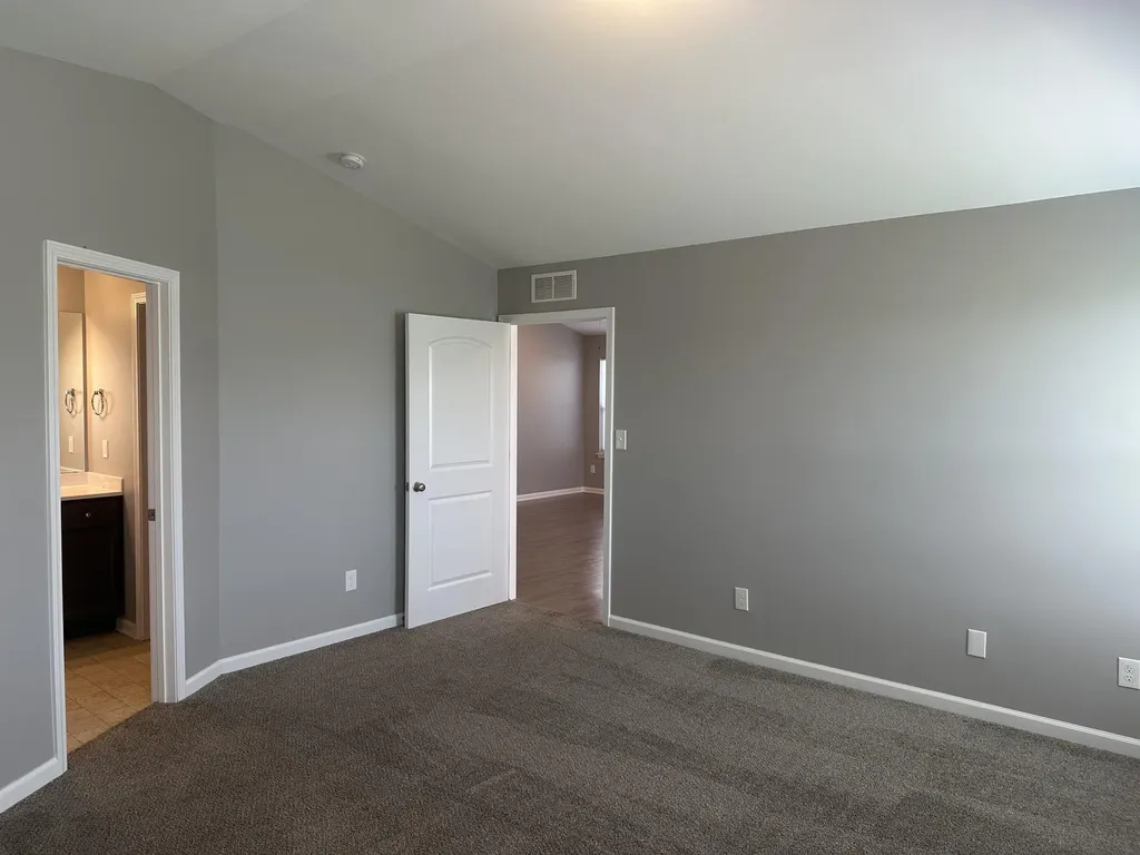 2424 Feathersound Way Lexington KY 40511