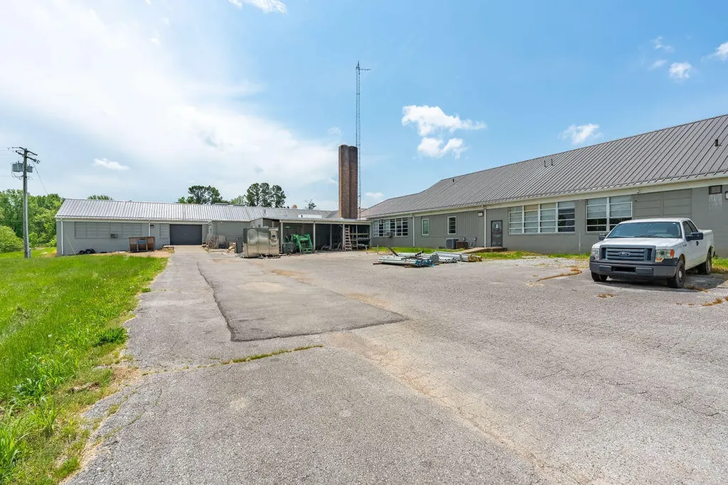 140 College Street Crofton KY 42217