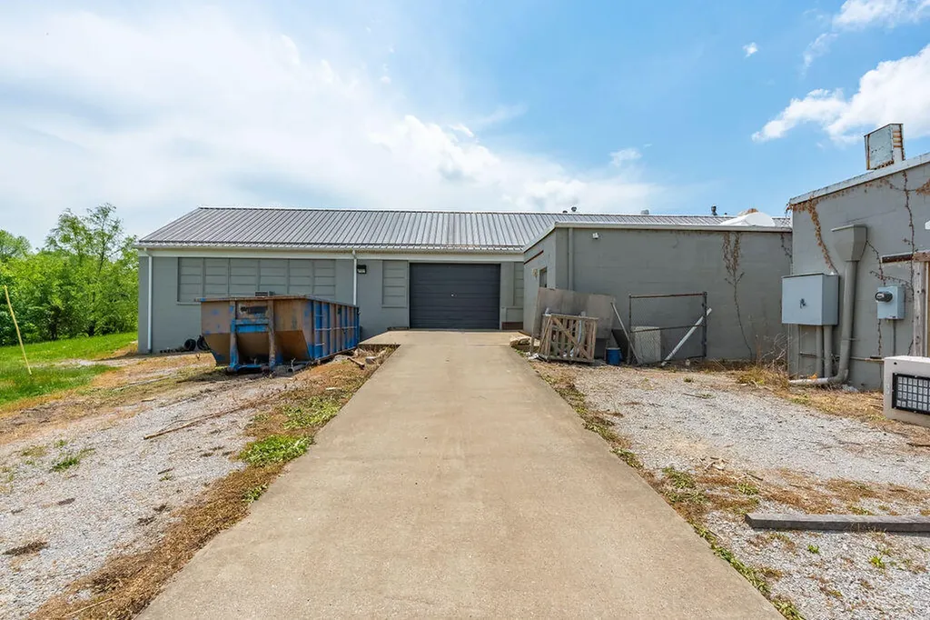 140 College Street Crofton KY 42217