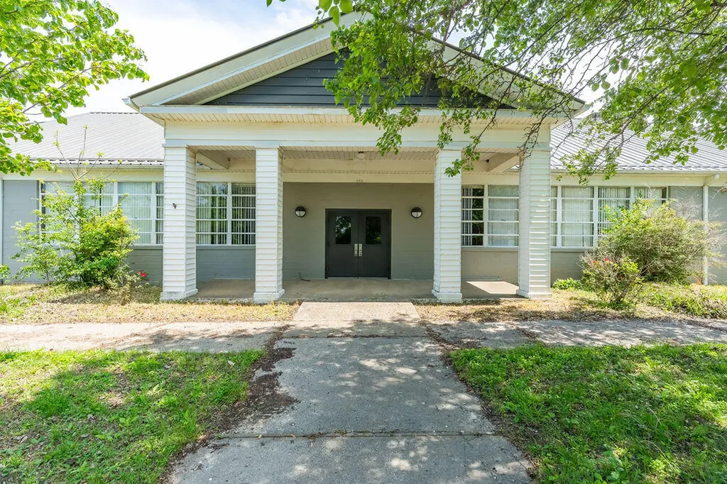 140 College Street Crofton KY 42217