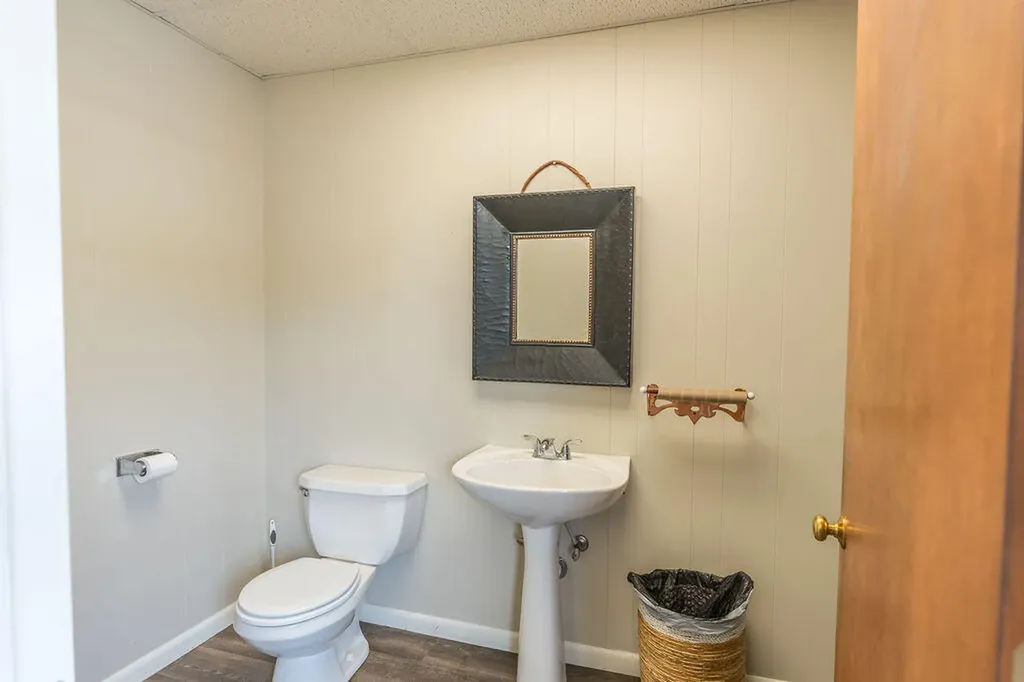 140 College Street Crofton KY 42217