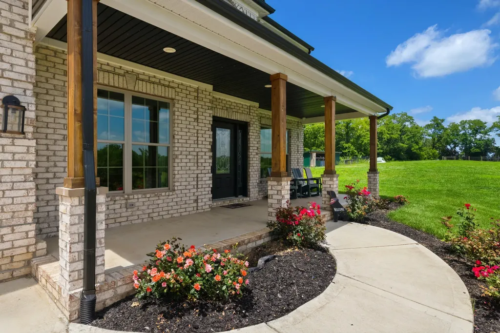 151 Kennedy Bridge Road Lancaster KY 40444