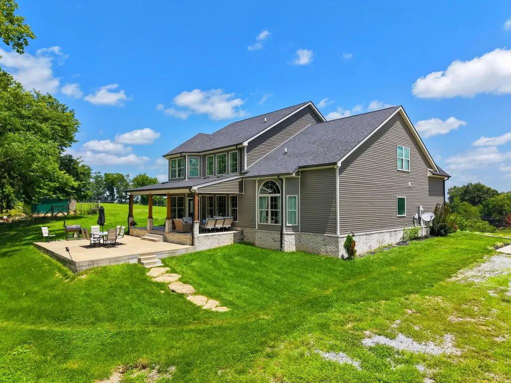 151 Kennedy Bridge Road Lancaster KY 40444