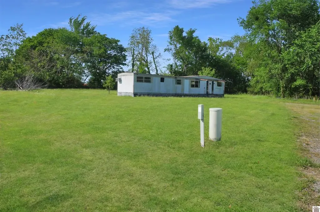 222 Almo Road Almo KY 42020