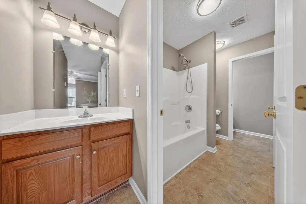 505 Coastal Avenue Bowling Green KY 42103