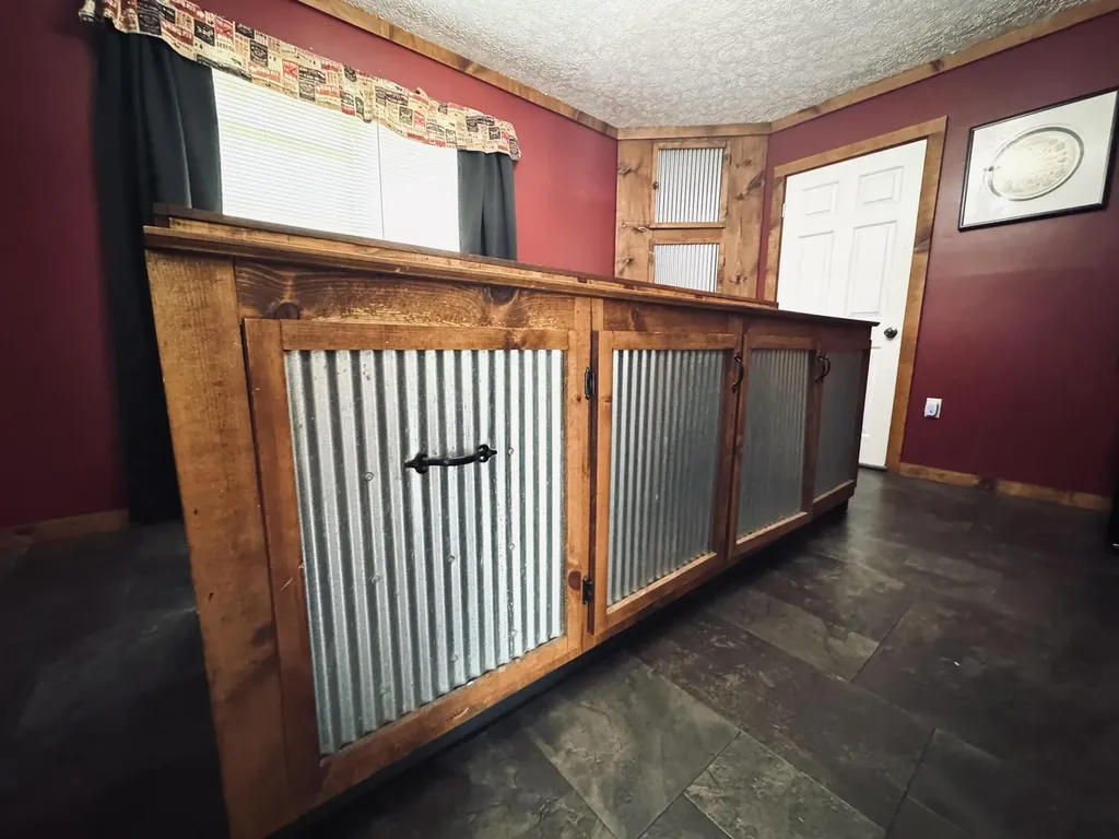 297 Oak Street Russell Springs KY 42642