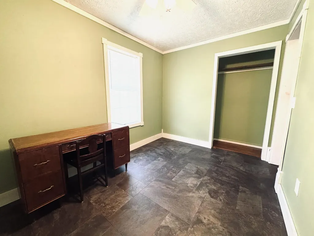 297 Oak Street Russell Springs KY 42642