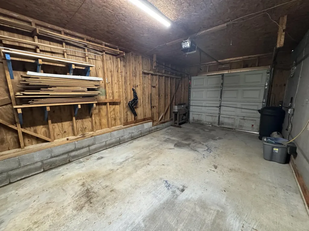 297 Oak Street Russell Springs KY 42642