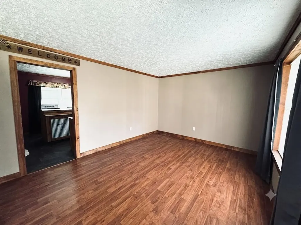 297 Oak Street Russell Springs KY 42642