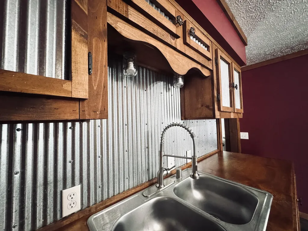 297 Oak Street Russell Springs KY 42642