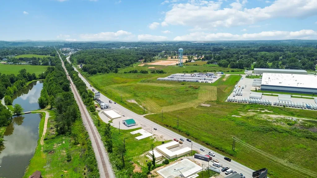 9999 S Laurel Road London KY 40744