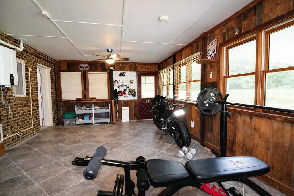 685 Salem Chapel Road Benton KY 42025