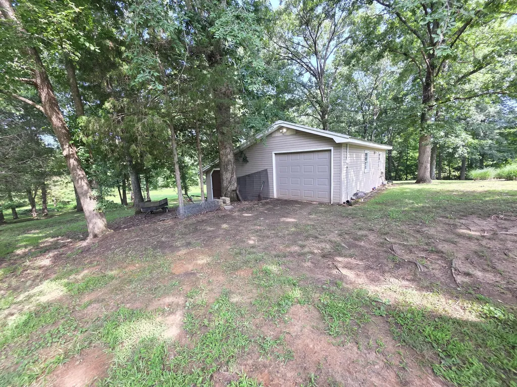 685 Salem Chapel Road Benton KY 42025