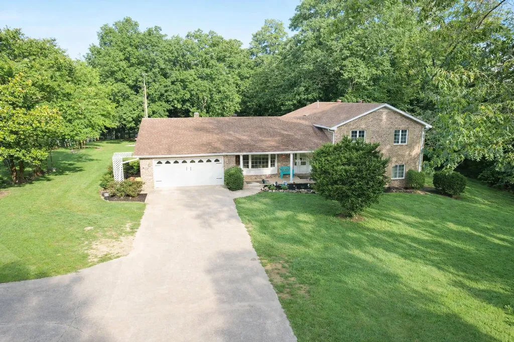 685 Salem Chapel Road Benton KY 42025