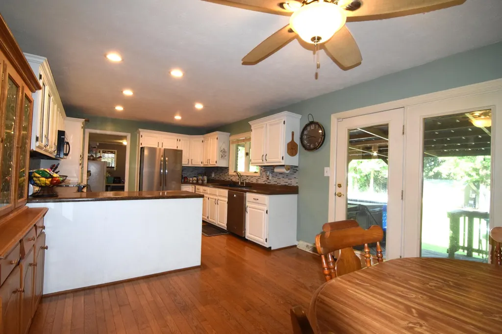 685 Salem Chapel Road Benton KY 42025
