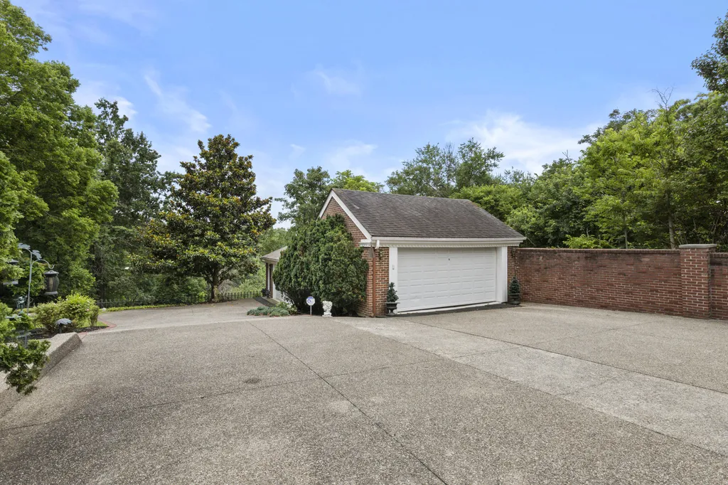617 Chestnut Street Berea KY 40403