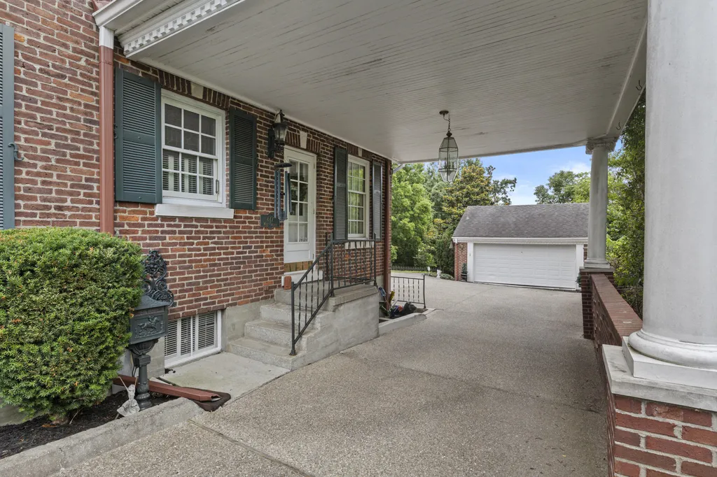 617 Chestnut Street Berea KY 40403