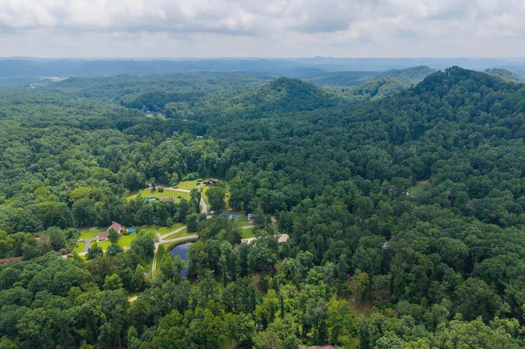 30 Dusty Road Morehead KY 40351