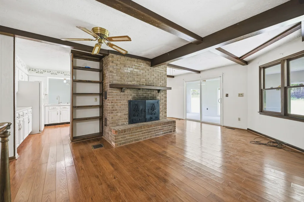 30 Dusty Road Morehead KY 40351