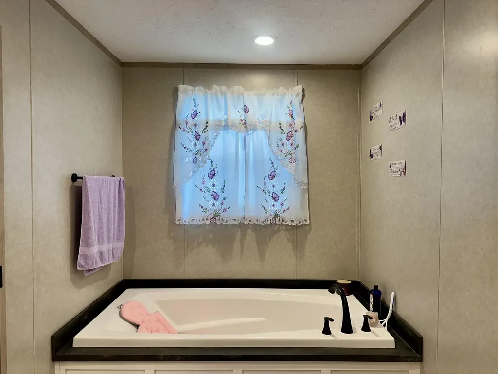 19 Dove Lane East Bernstadt KY 40729