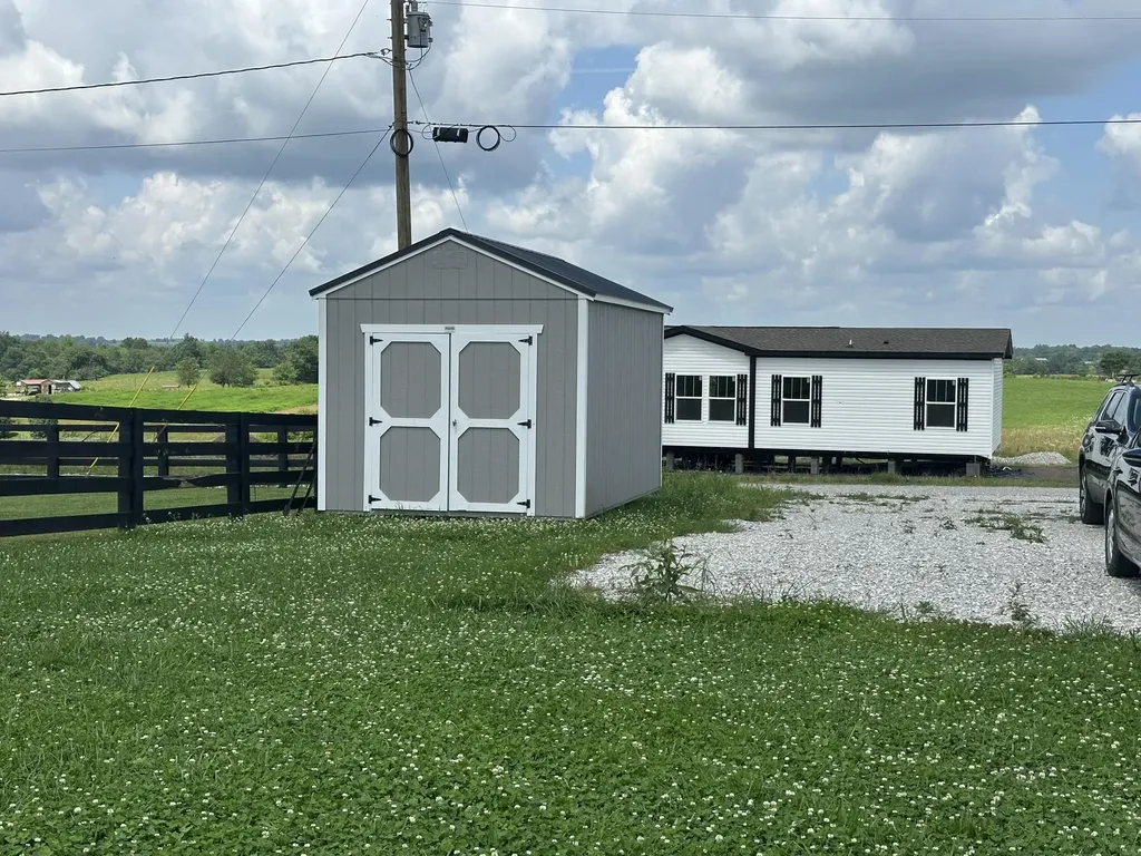 19 Dove Lane East Bernstadt KY 40729