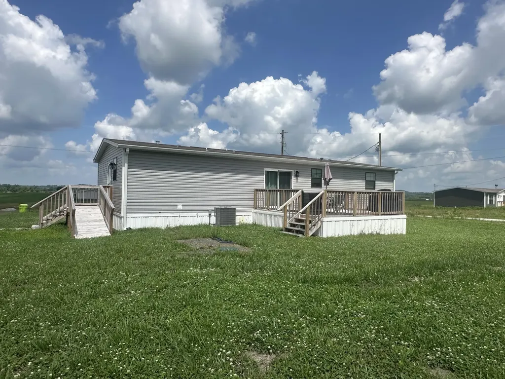 19 Dove Lane East Bernstadt KY 40729