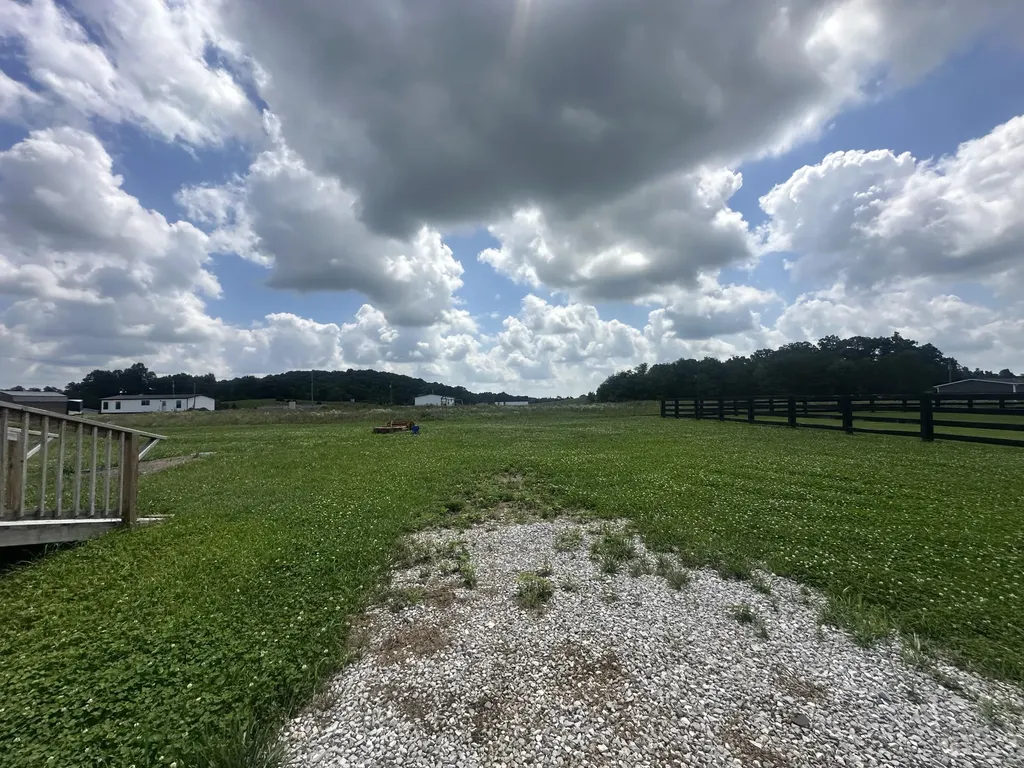 19 Dove Lane East Bernstadt KY 40729