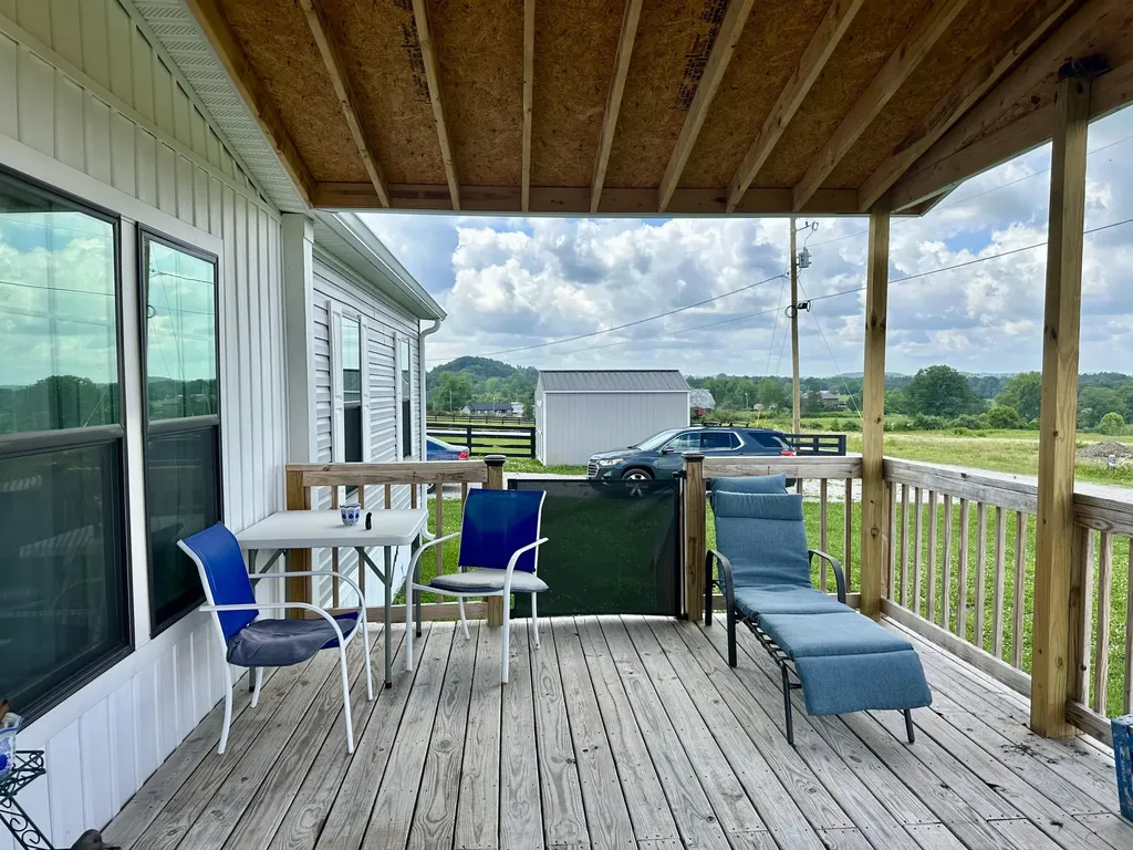 19 Dove Lane East Bernstadt KY 40729