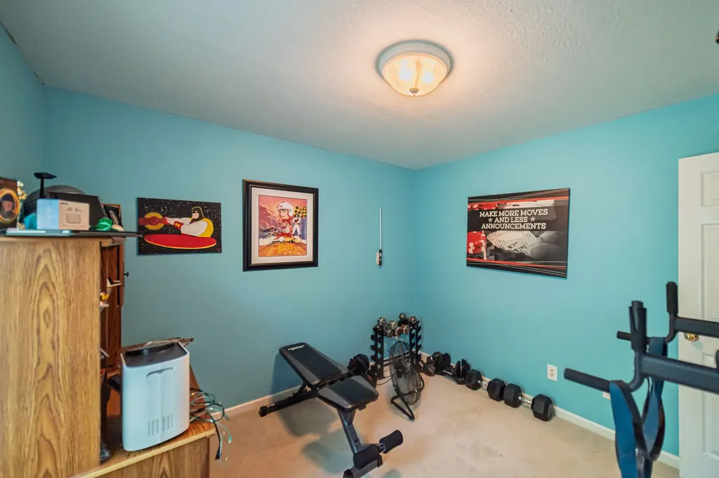 1611 Creekside Drive Paducah KY 42003
