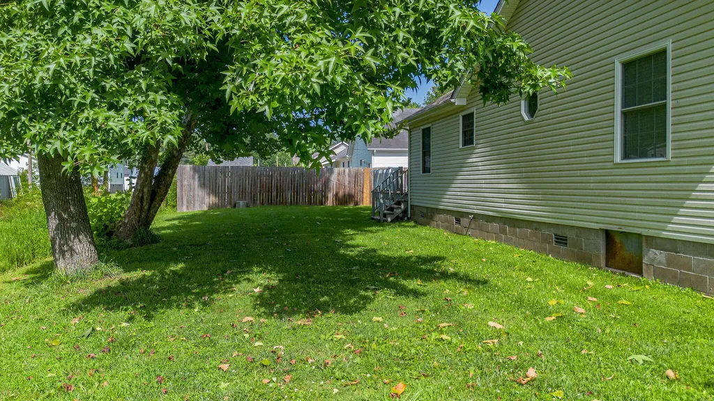 1611 Creekside Drive Paducah KY 42003