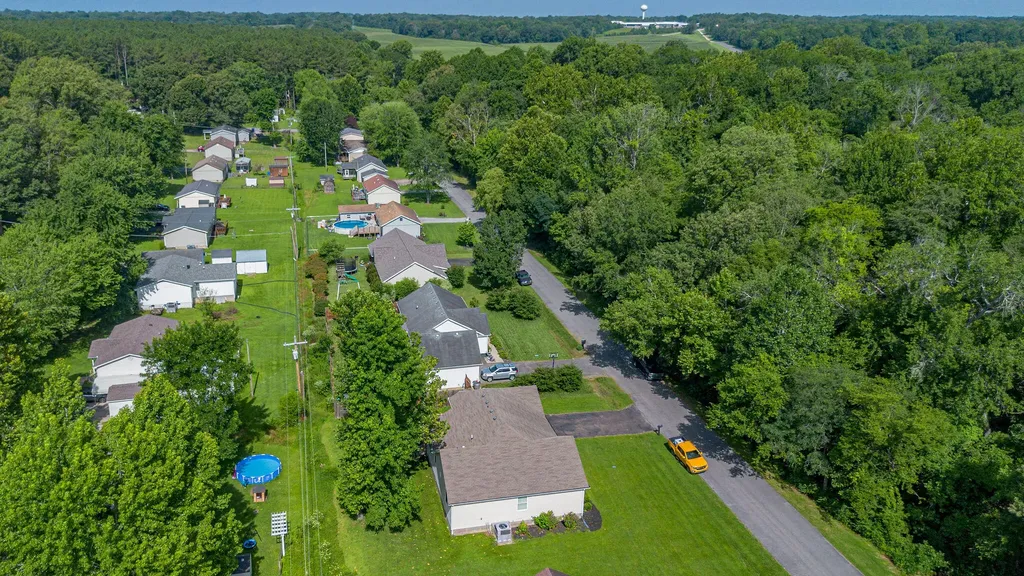 1611 Creekside Drive Paducah KY 42003