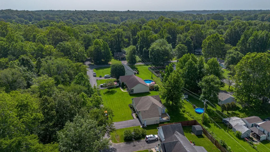1611 Creekside Drive Paducah KY 42003