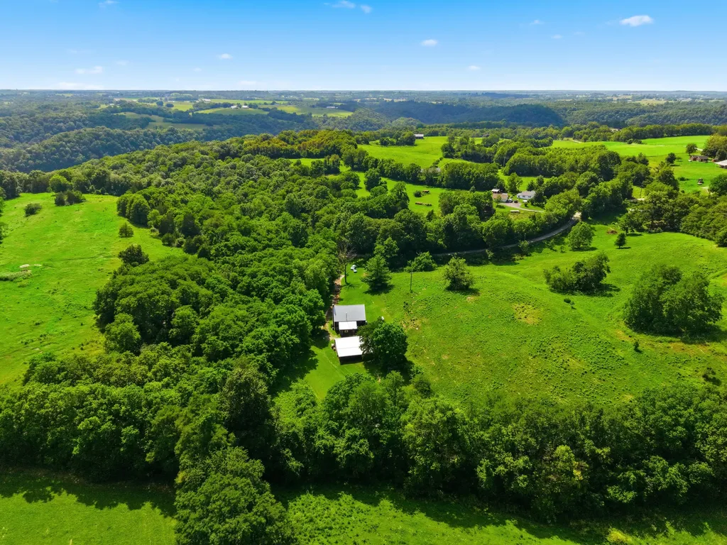 3276 Mundys Landing Road Versailles KY 40383
