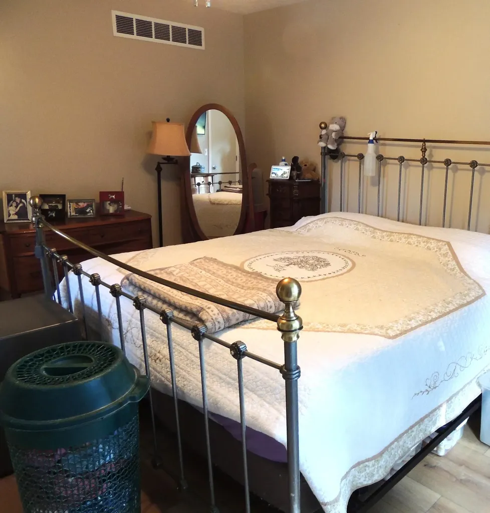 104 Thomas Street Frankfort KY 40601
