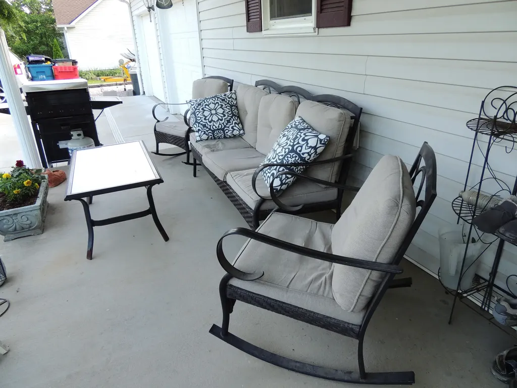 104 Thomas Street Frankfort KY 40601