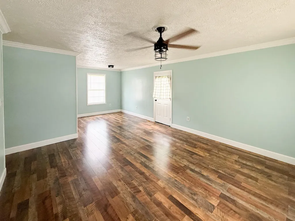 48 Crescent Road Manchester KY 40962