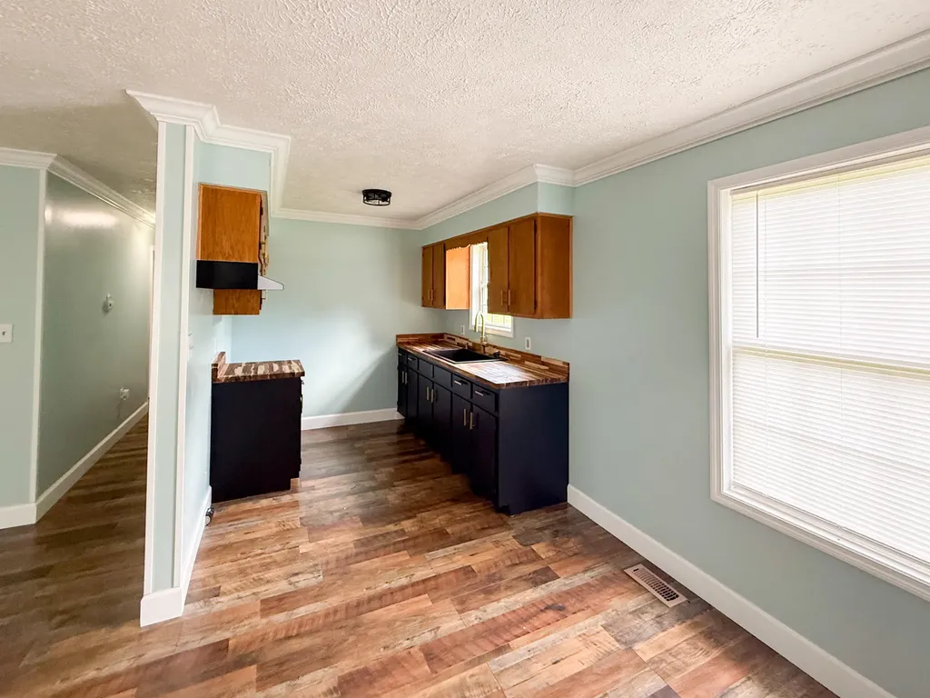 48 Crescent Road Manchester KY 40962