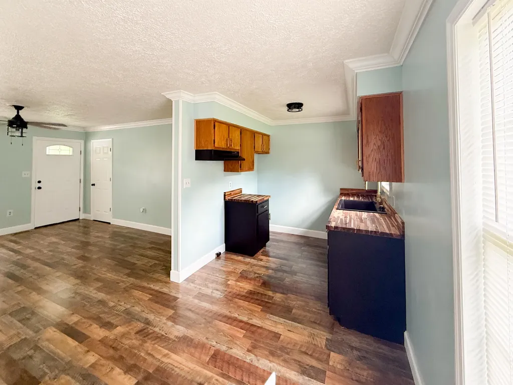 48 Crescent Road Manchester KY 40962