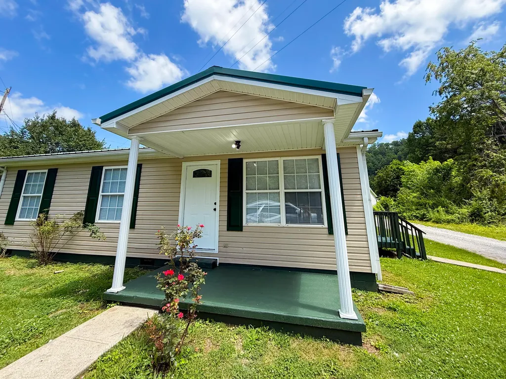 48 Crescent Road Manchester KY 40962