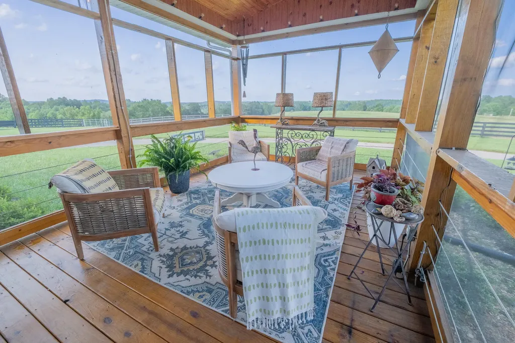 2511 Calvary Ridge Road Yosemite KY 42566