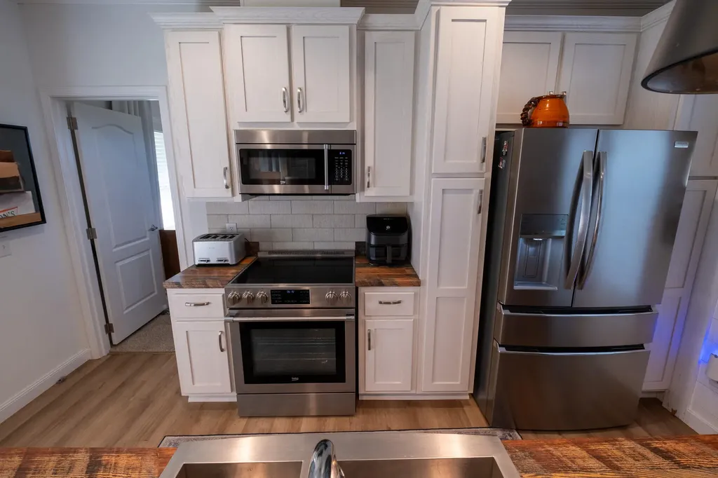 2511 Calvary Ridge Road Yosemite KY 42566