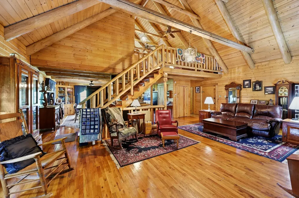 3276 Mundys Landing Road Versailles KY 40383