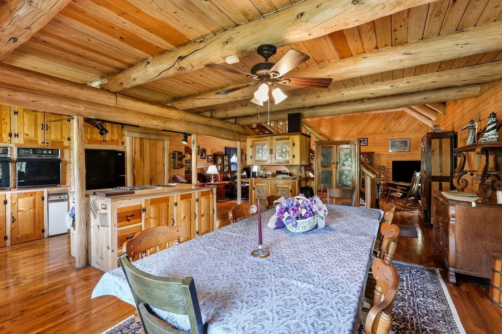 3276 Mundys Landing Road Versailles KY 40383