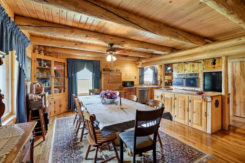 3276 Mundys Landing Road Versailles KY 40383