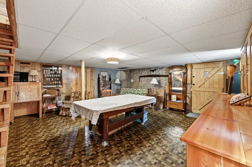 3276 Mundys Landing Road Versailles KY 40383