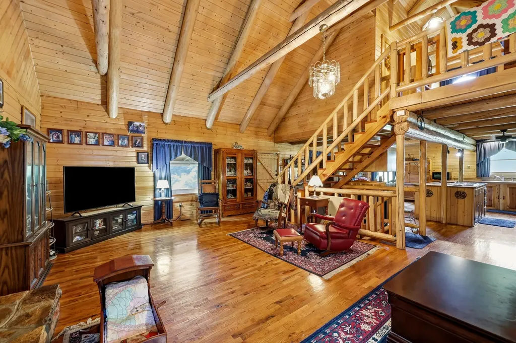 3276 Mundys Landing Road Versailles KY 40383